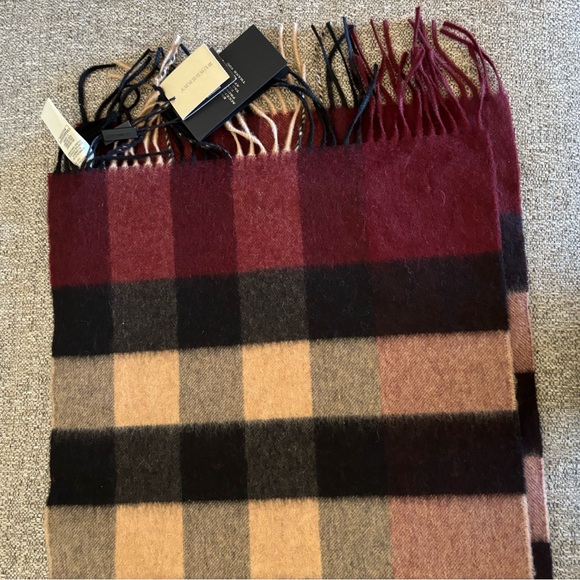 BURBERRY Claret Check 100% Cashmere Scarf, 200x36 cm, Authentic (final sale) - Picture 1 of 14